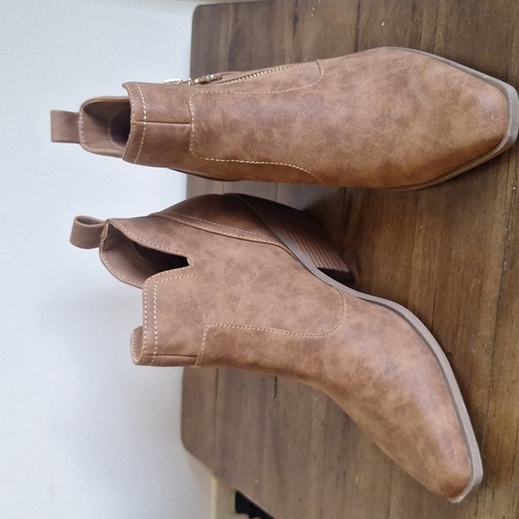 GBG Los Angeles Vissa Western Booties Size 6 - Picture 11 of 12